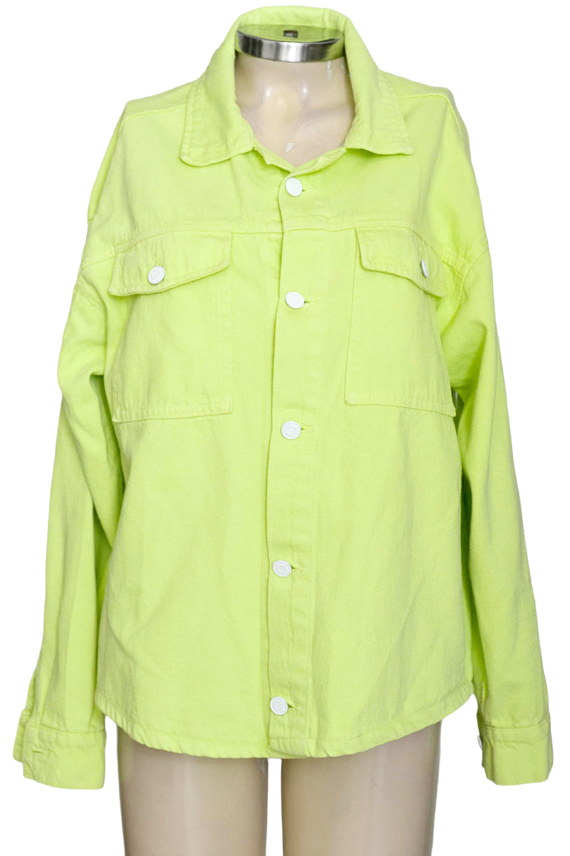 Chaqueta / Abrigo color Verde - Closeando