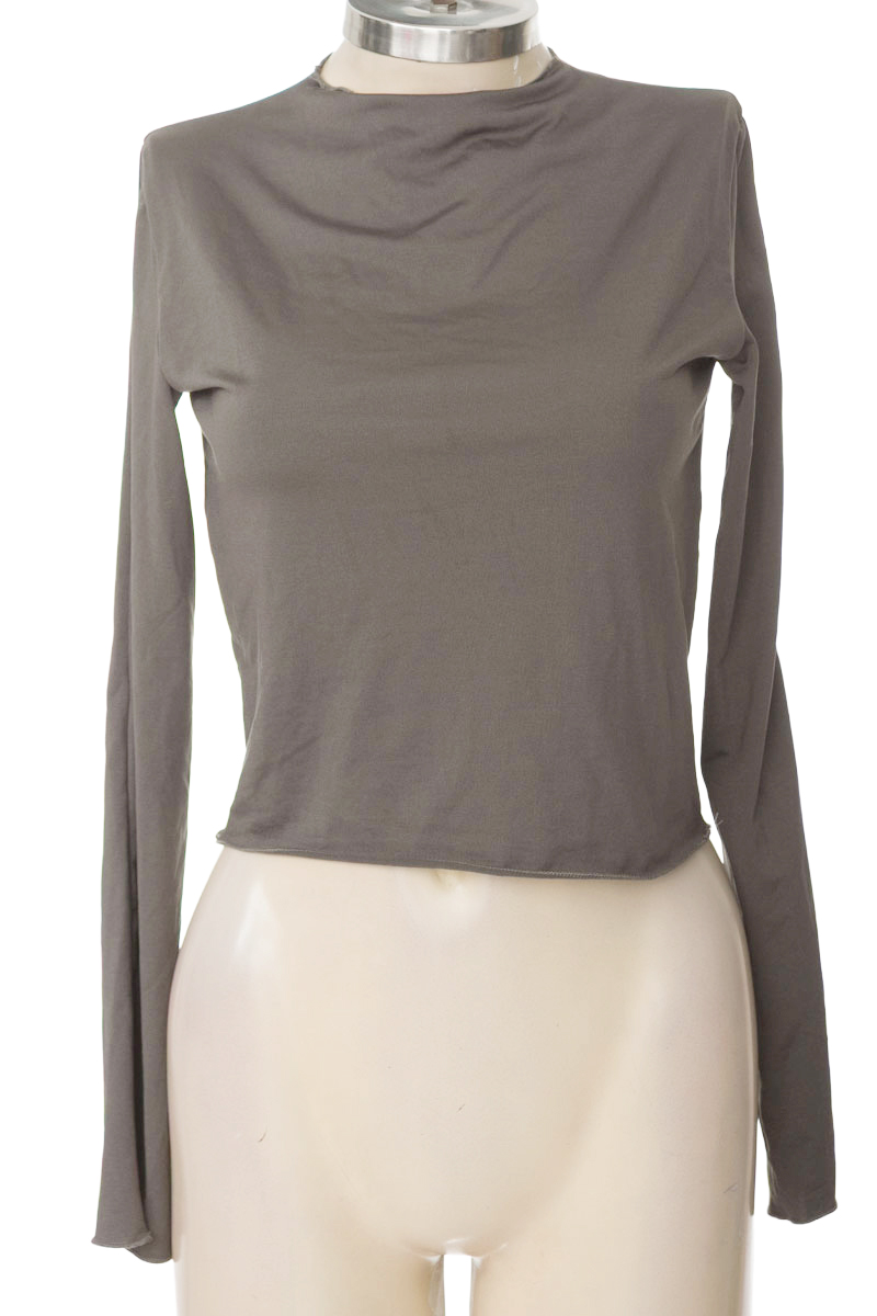 Top / Camiseta color Gris - Closeando