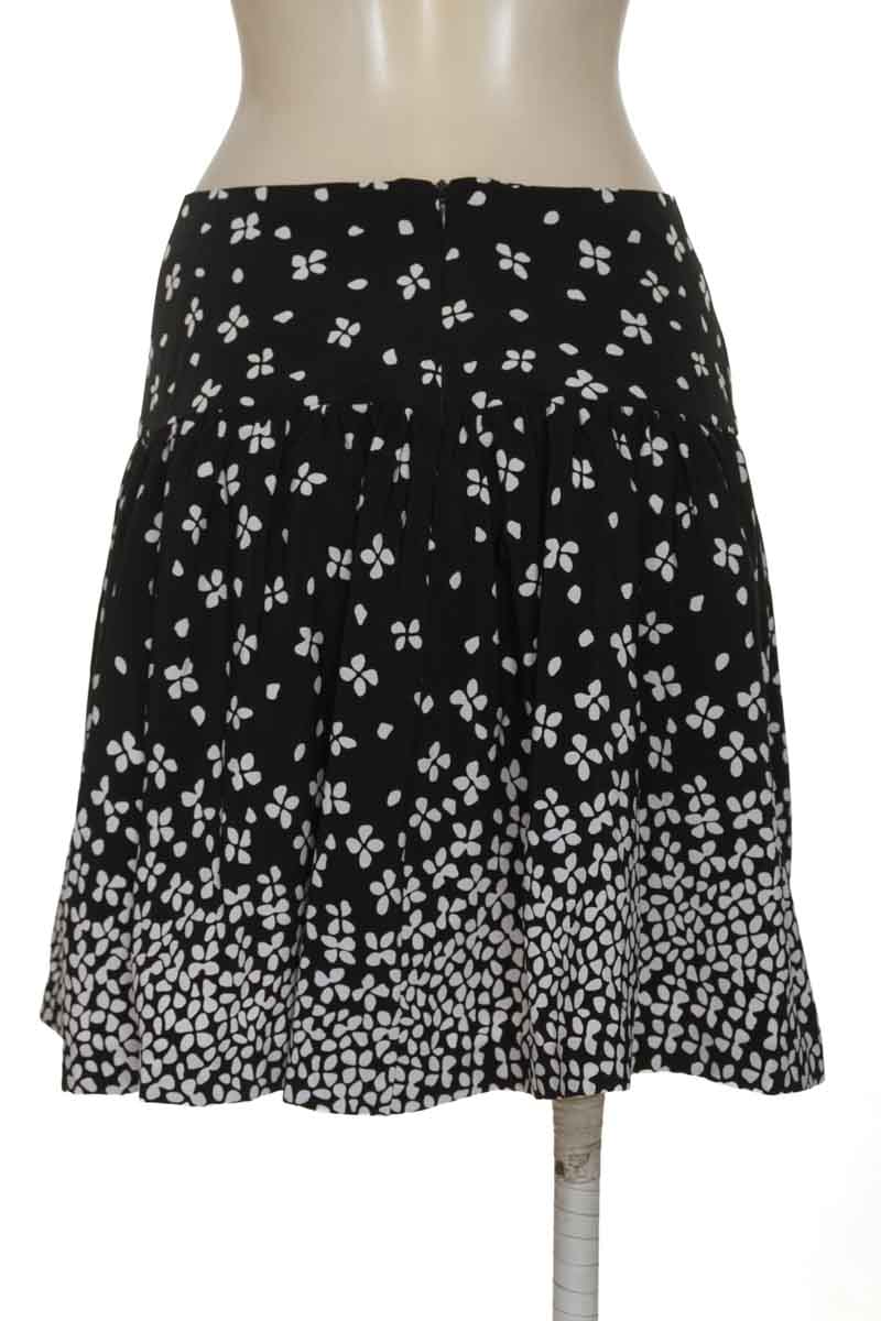 Falda color Negro - Closeando
