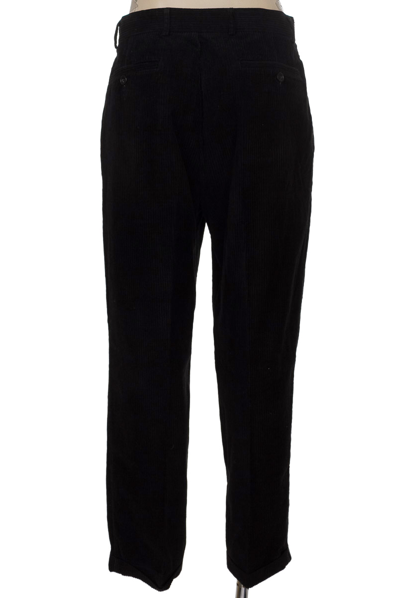 Pantalón color Negro - Urban Wear