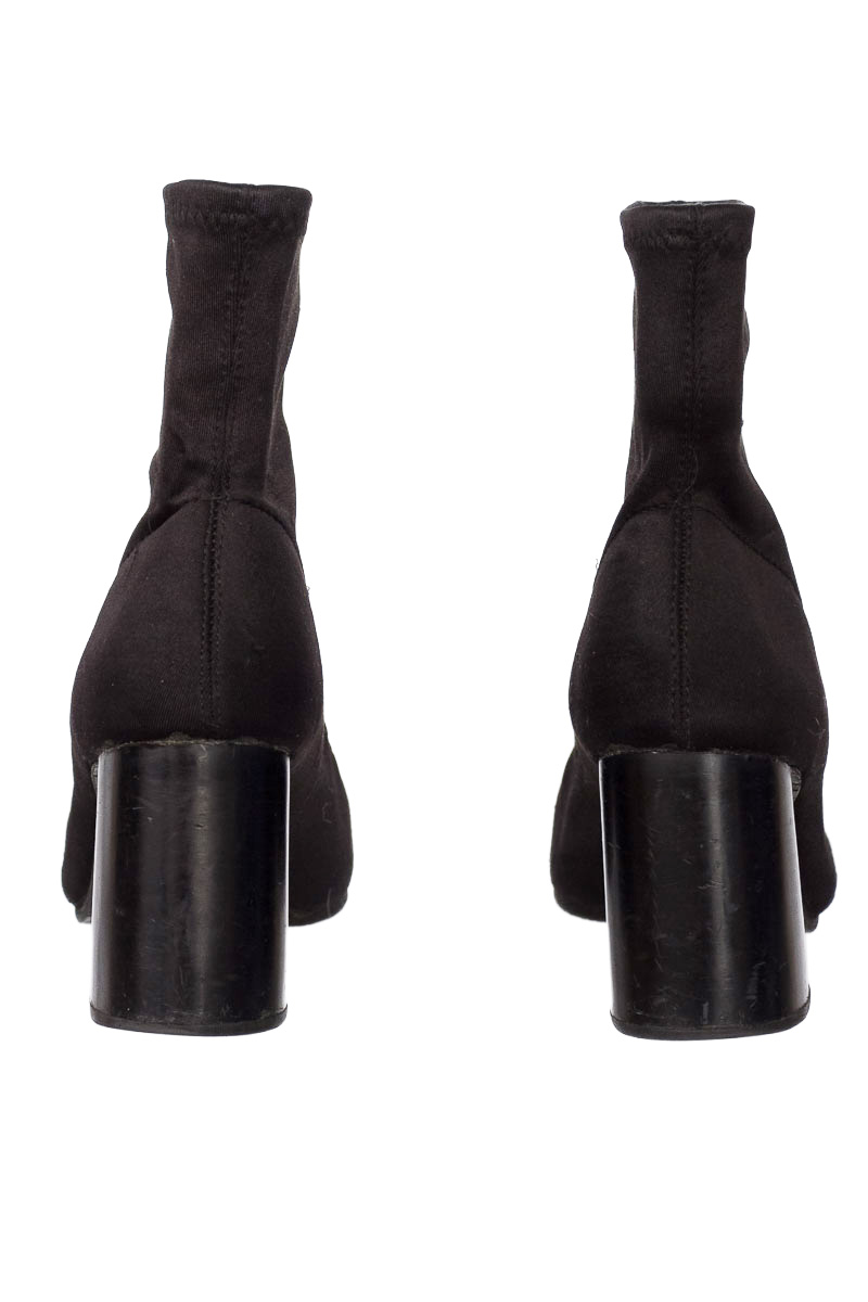 Zapatos color Negro - Stradivarius