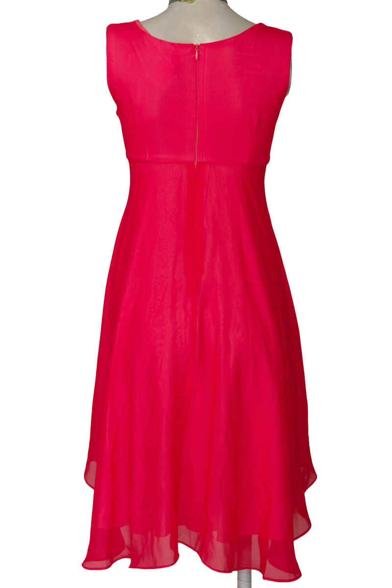 Vestido / Enterizo color Rosado - Closeando