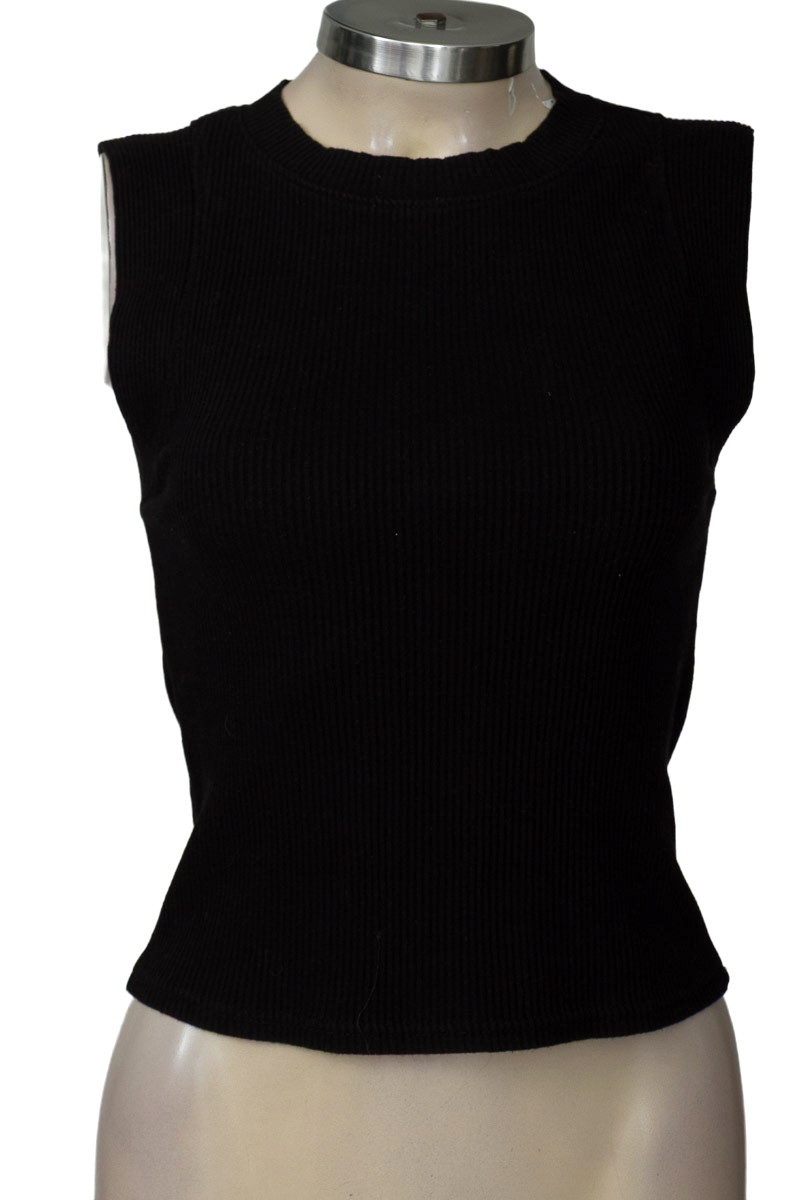 Top / Camiseta color Negro - Zara