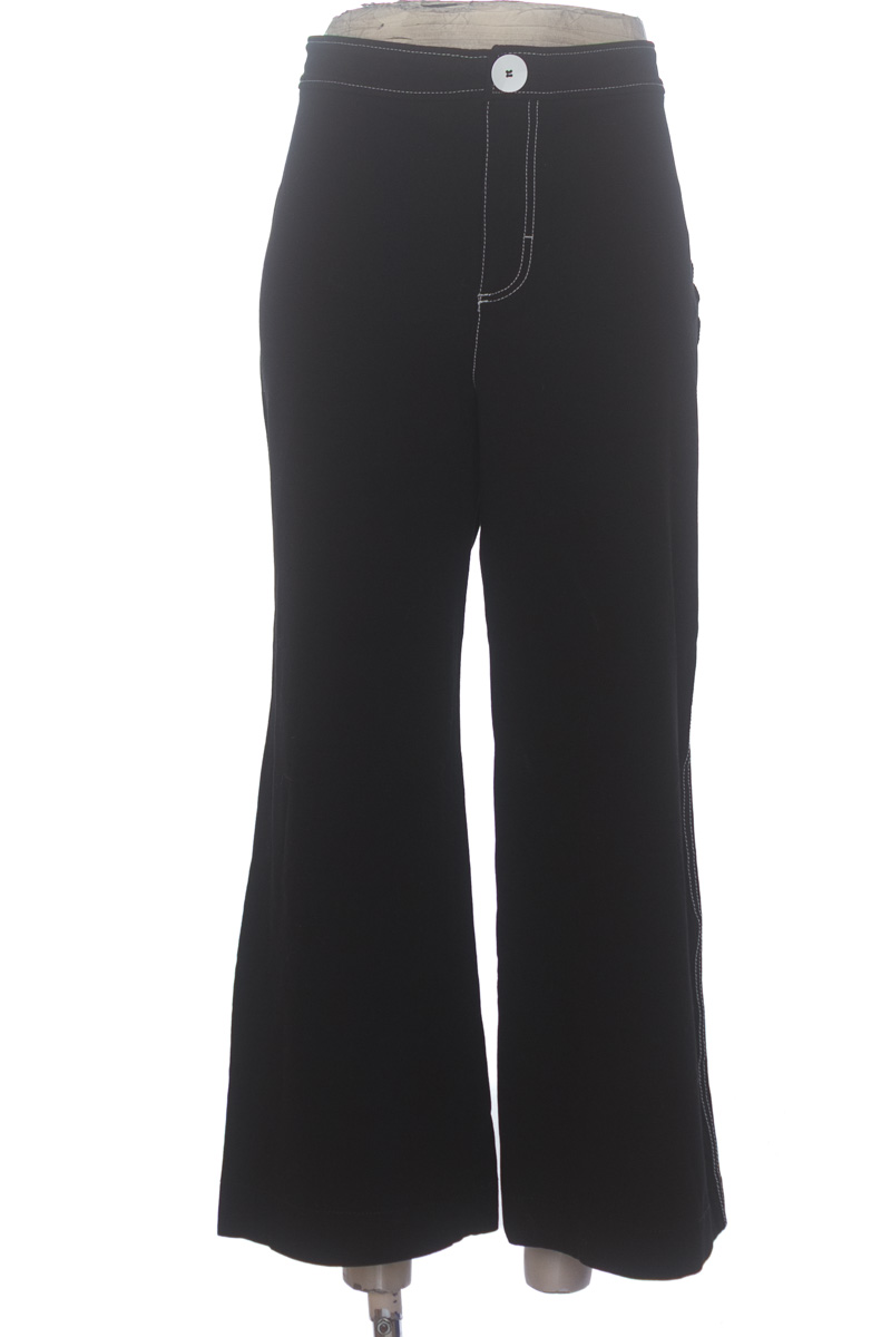 Pantalones color Negro - Zara