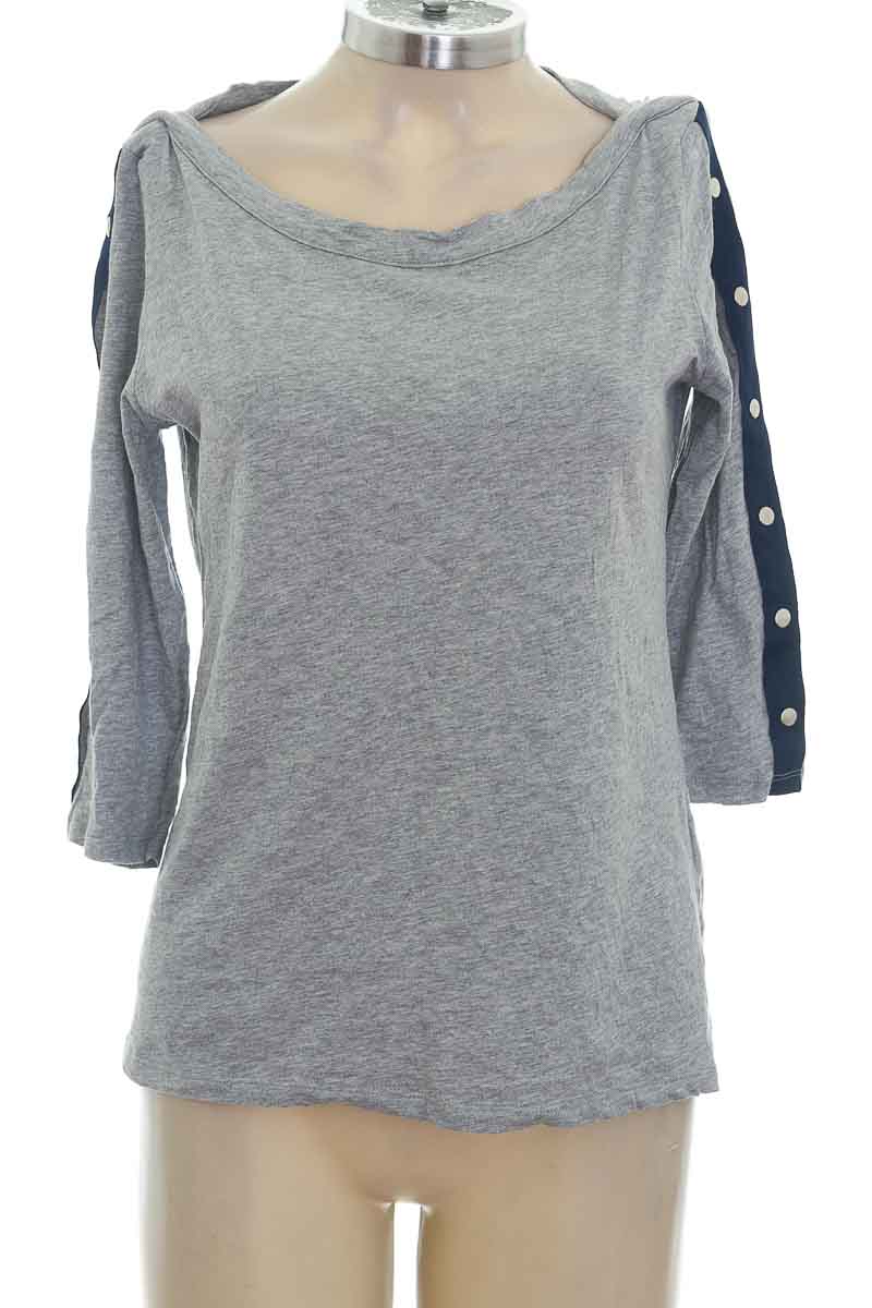 Top / Camiseta color Gris - Pat Primo | Closeando ®