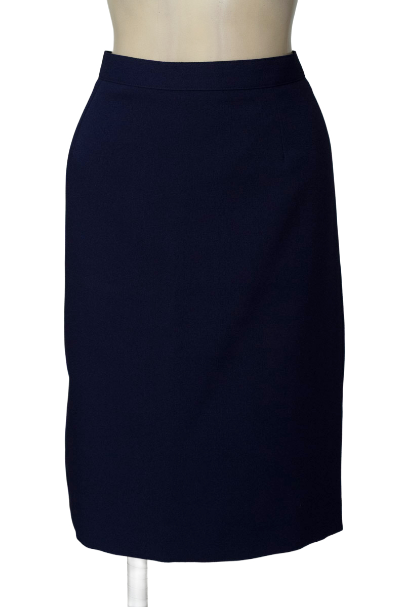 Falda color Azul - Closeando