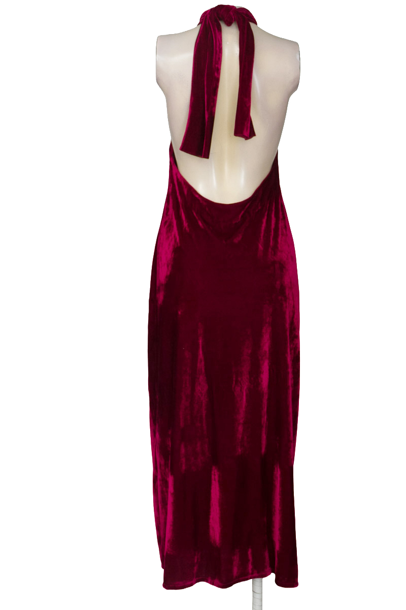 Vestido / Enterizo color Vinotinto - Closeando