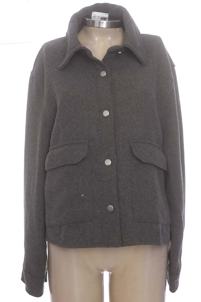 Chaqueta / Abrigo color Gris - H&M