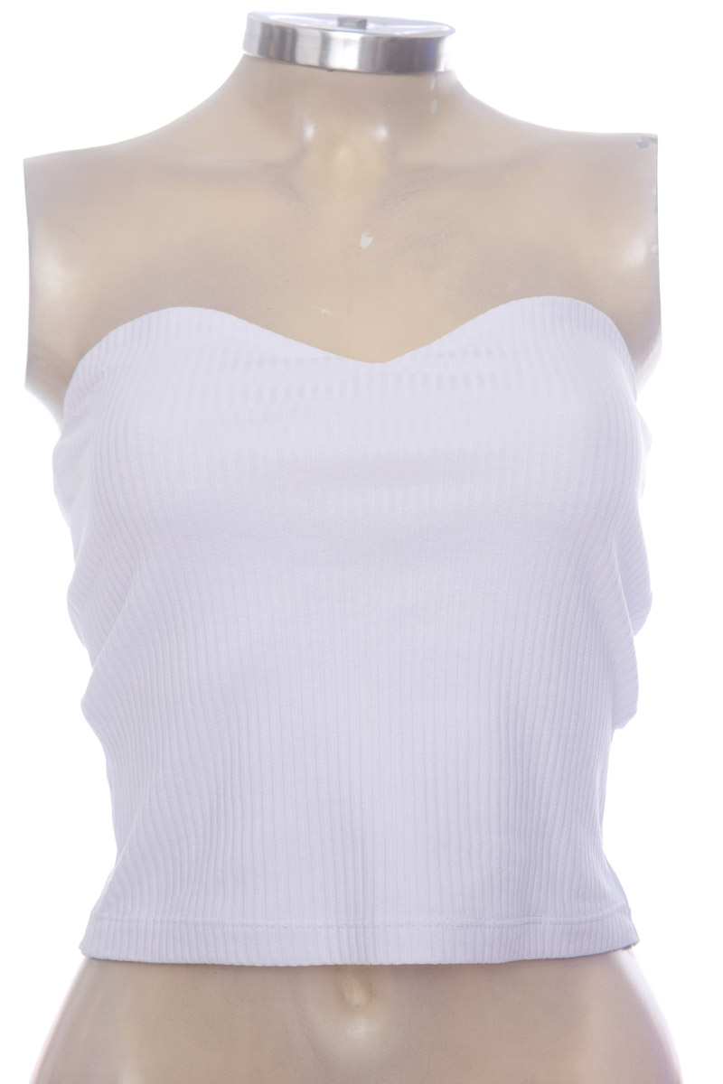 Top / Camiseta color Blanco - Closeando