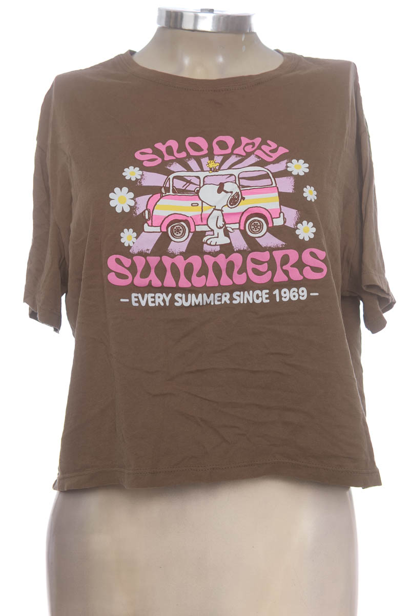 Top / Camiseta color Café - Koaj