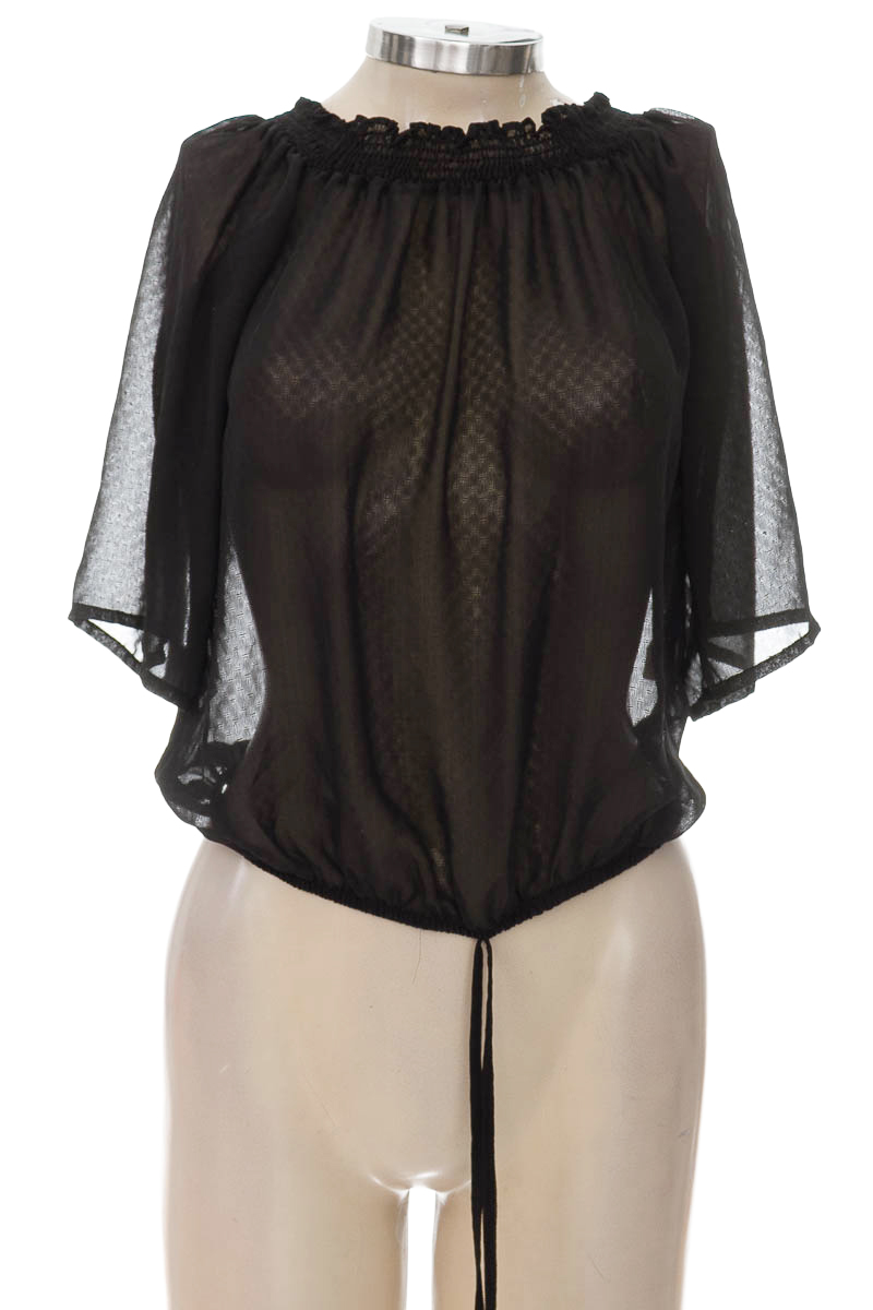 Blusa color Negro - RAGGED
