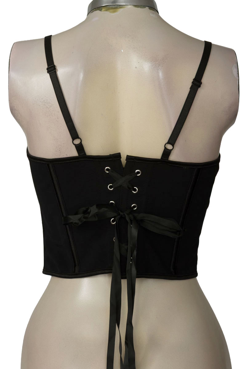 Top / Camiseta color Negro - Closeando