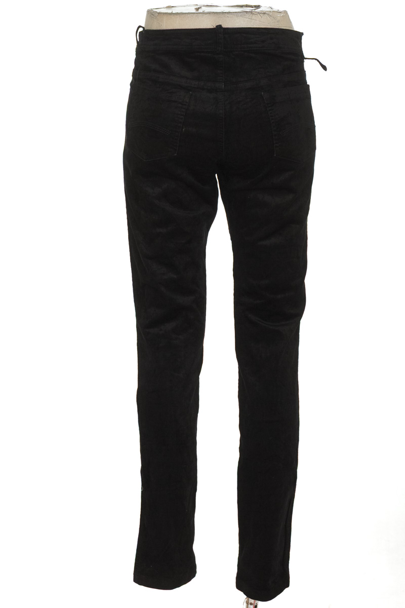Pantalones color Negro - Basement