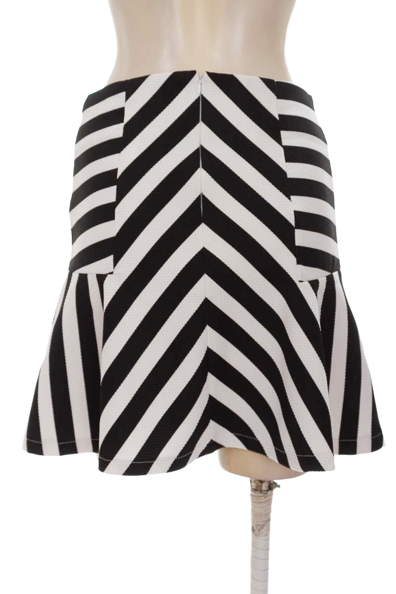 Falda color Blanco - Jennifer López