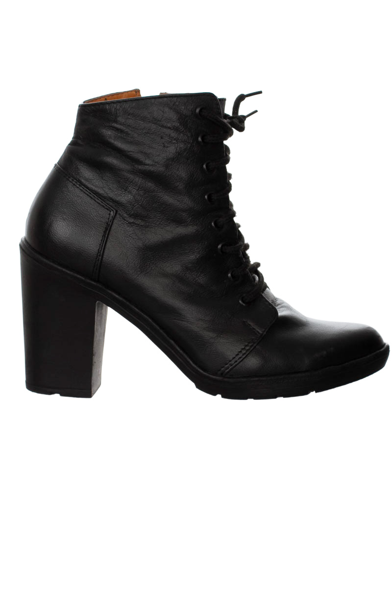 Zapatos color Negro - Closeando