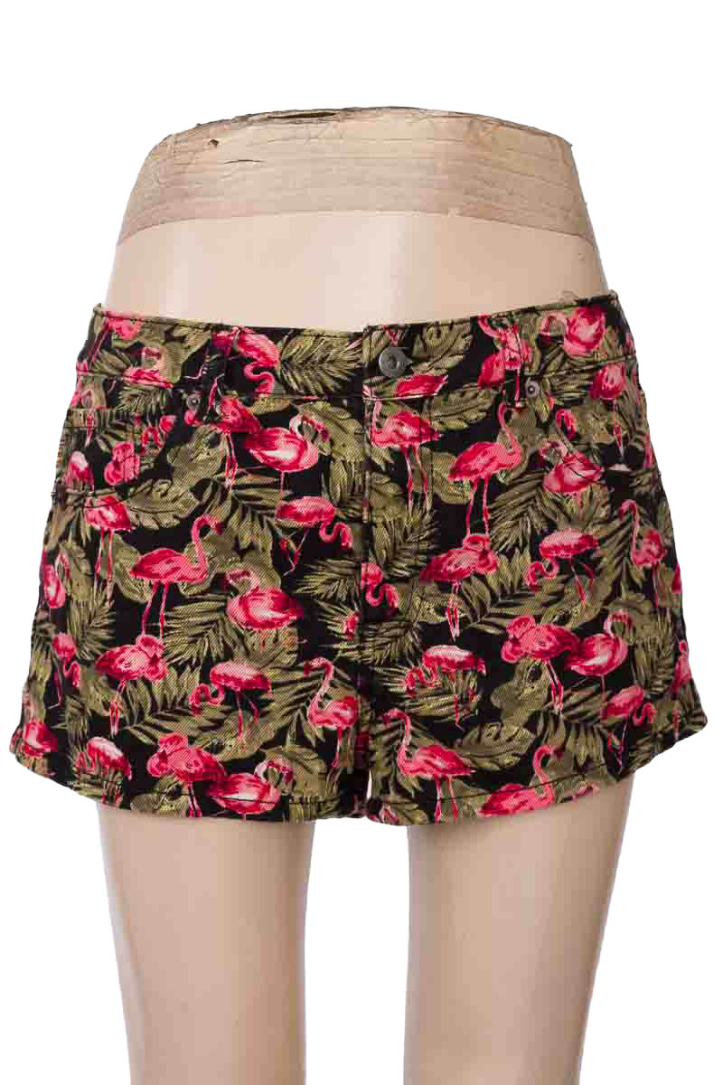 Short color Negro - Forever 21