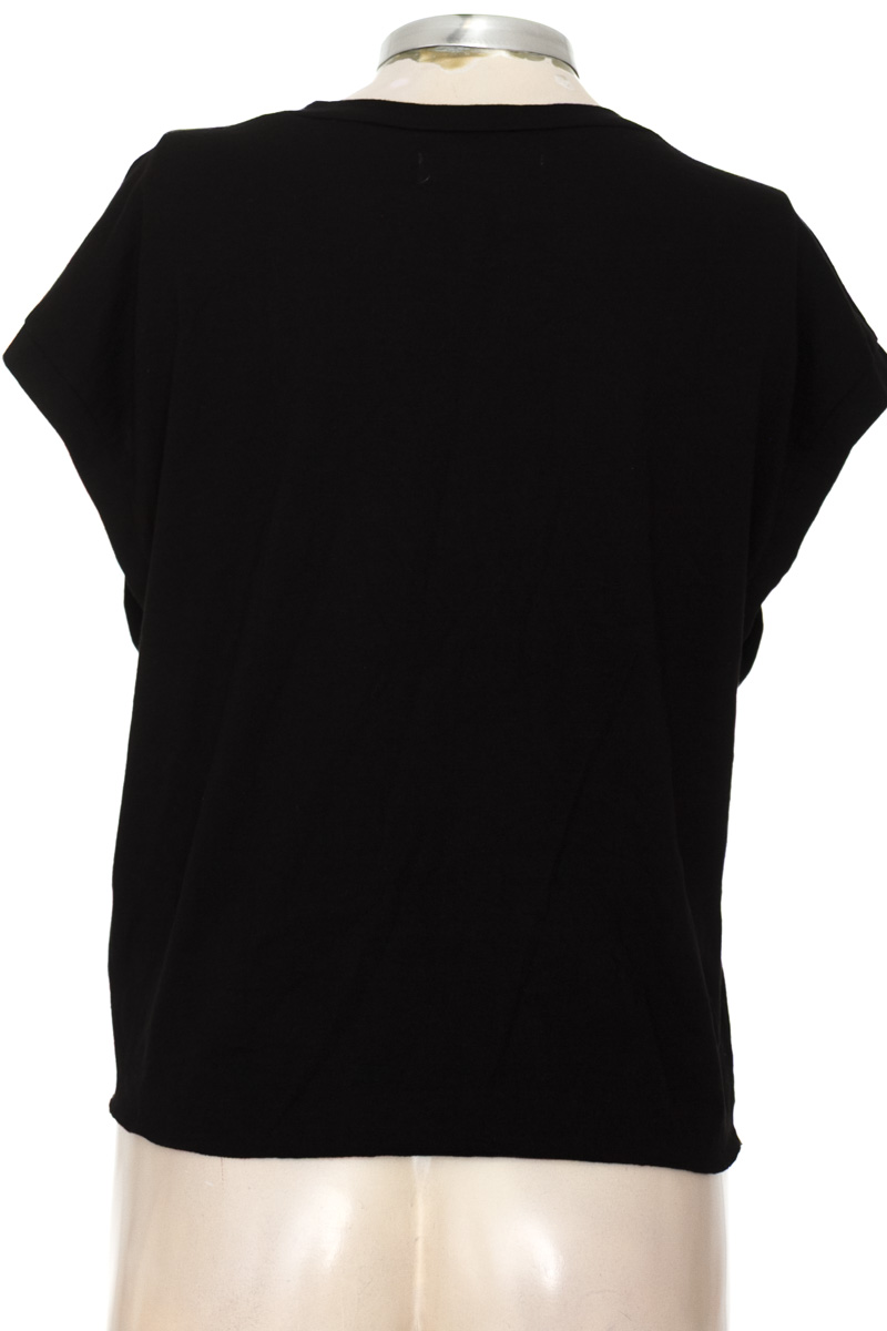 Top / Camiseta color Negro - Tennis