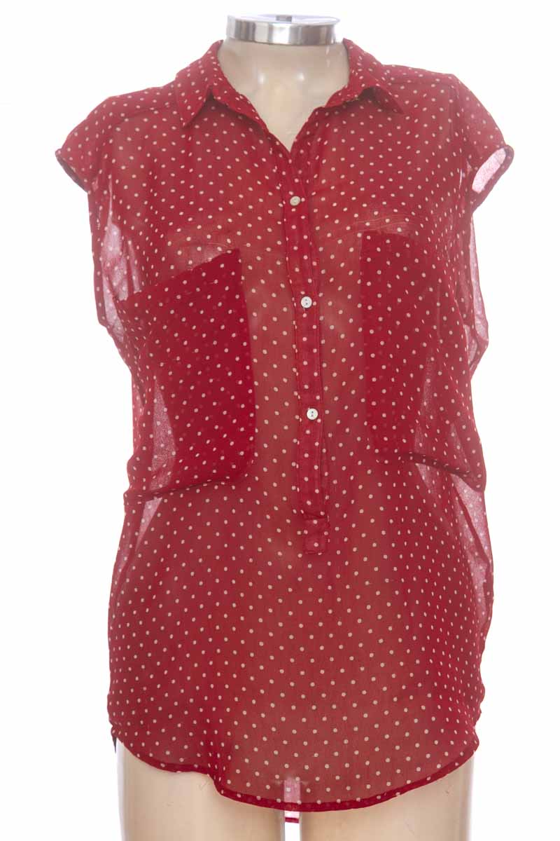 Top / Camiseta color Vinotinto - Zara