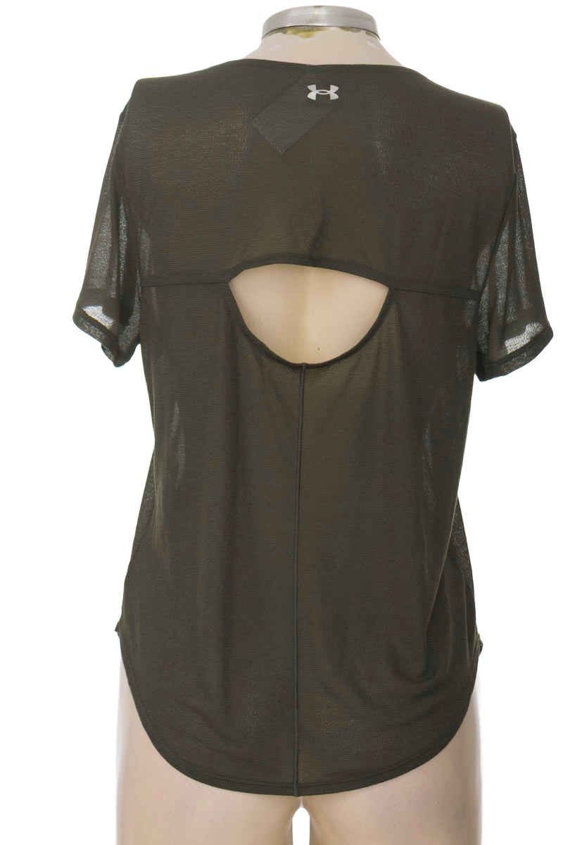 Ropa Deportiva / Salida de Baño color Verde - Under Armour