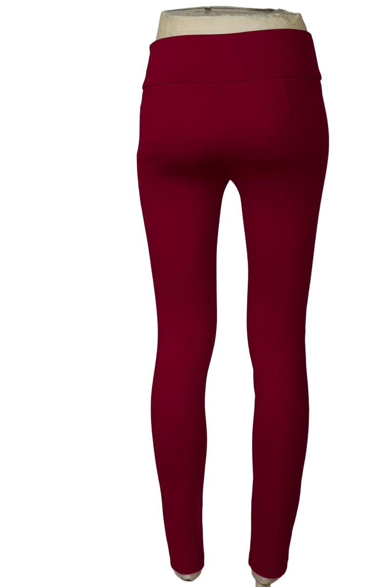 Pantalones color Rojo - Zara