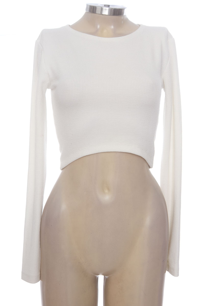 Top / Camiseta color Blanco - Zara