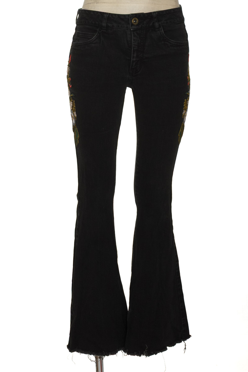 Pantalones color Negro - ELA