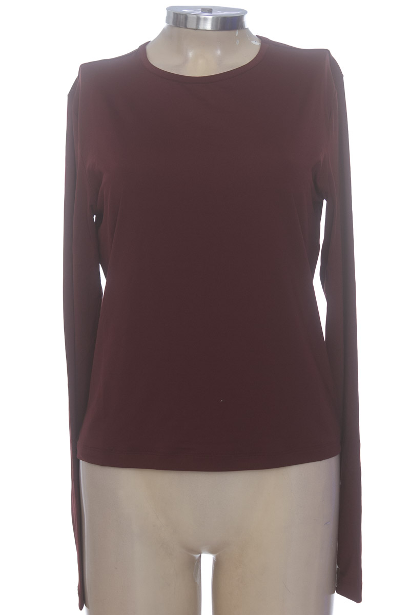 Ropa Deportiva / Salida de Baño color Vinotinto - H&M