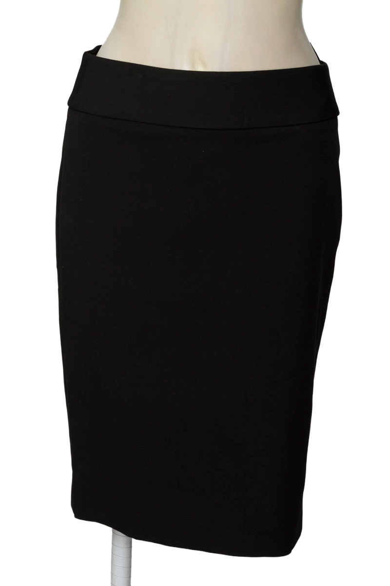 Falda color Negro - Banana Republic