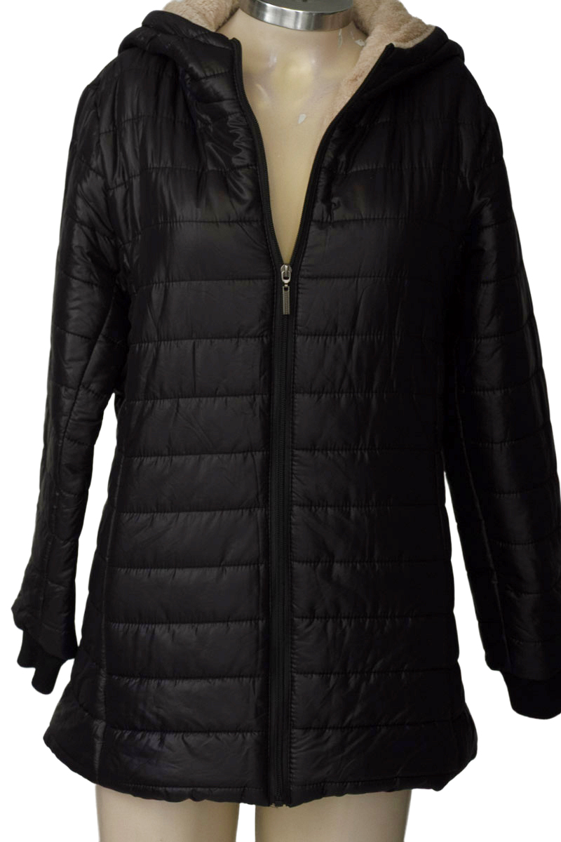 Chaqueta / Abrigo color Negro - Closeando