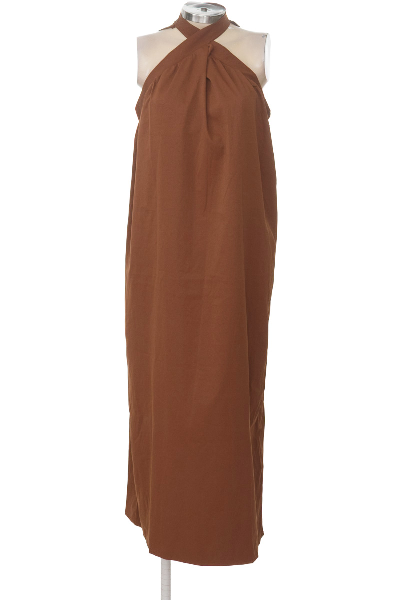 Vestido / Enterizo color Café - Closeando