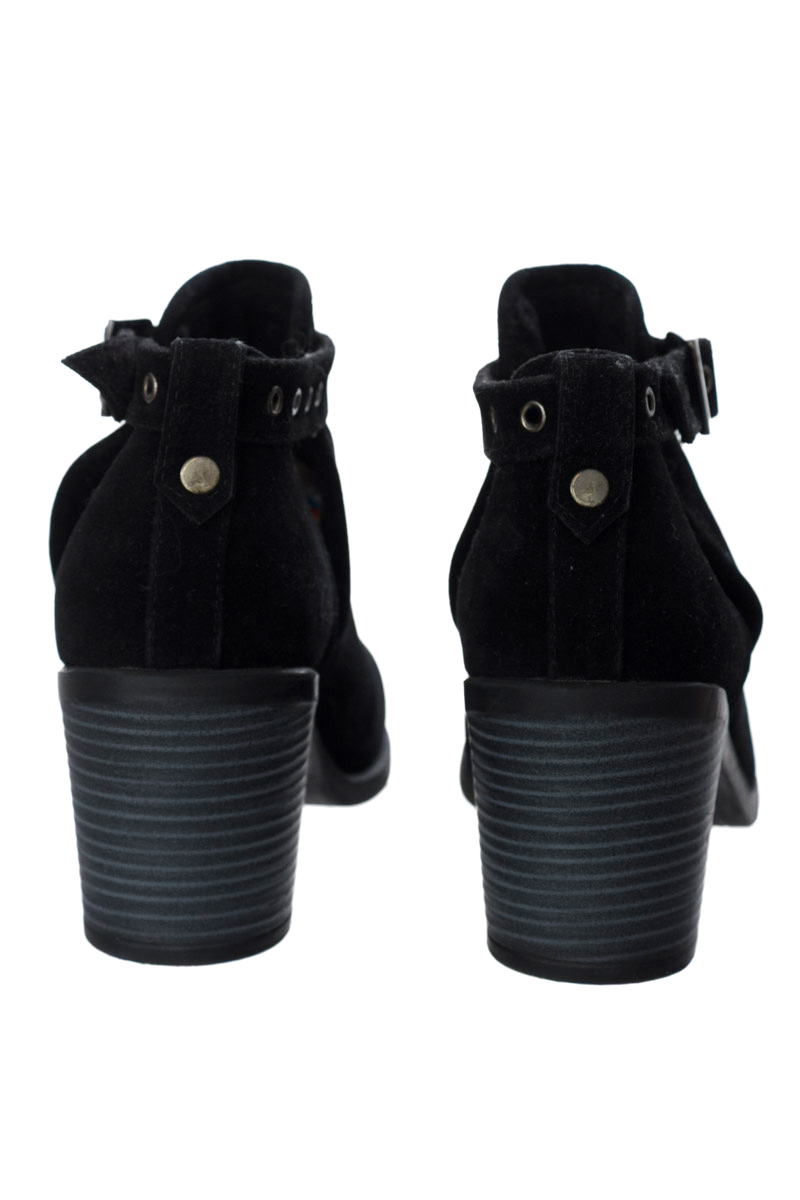 Zapatos color Negro - T&T