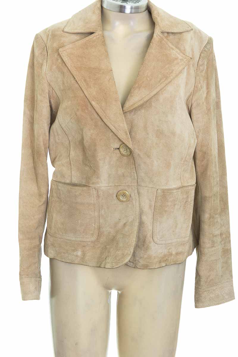 Chaqueta / Abrigo color Beige - Mossimo | Closeando ®