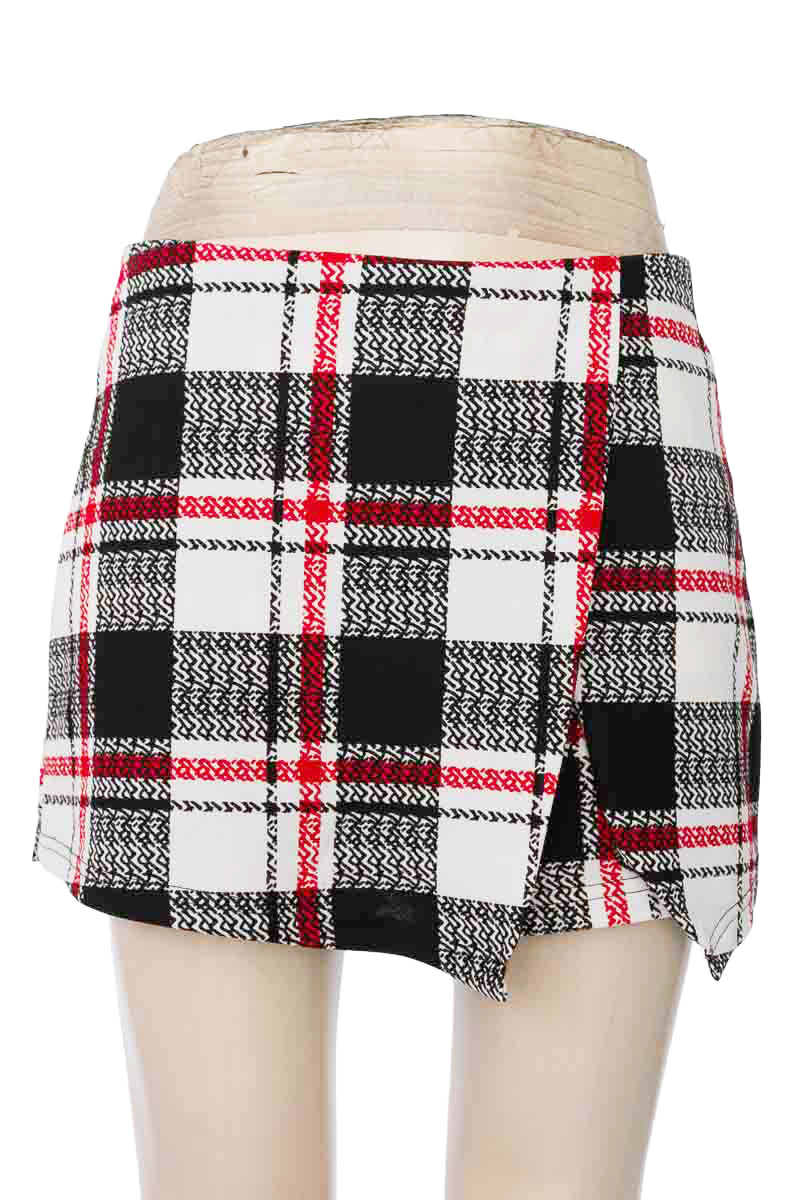 Short color Blanco - Shein