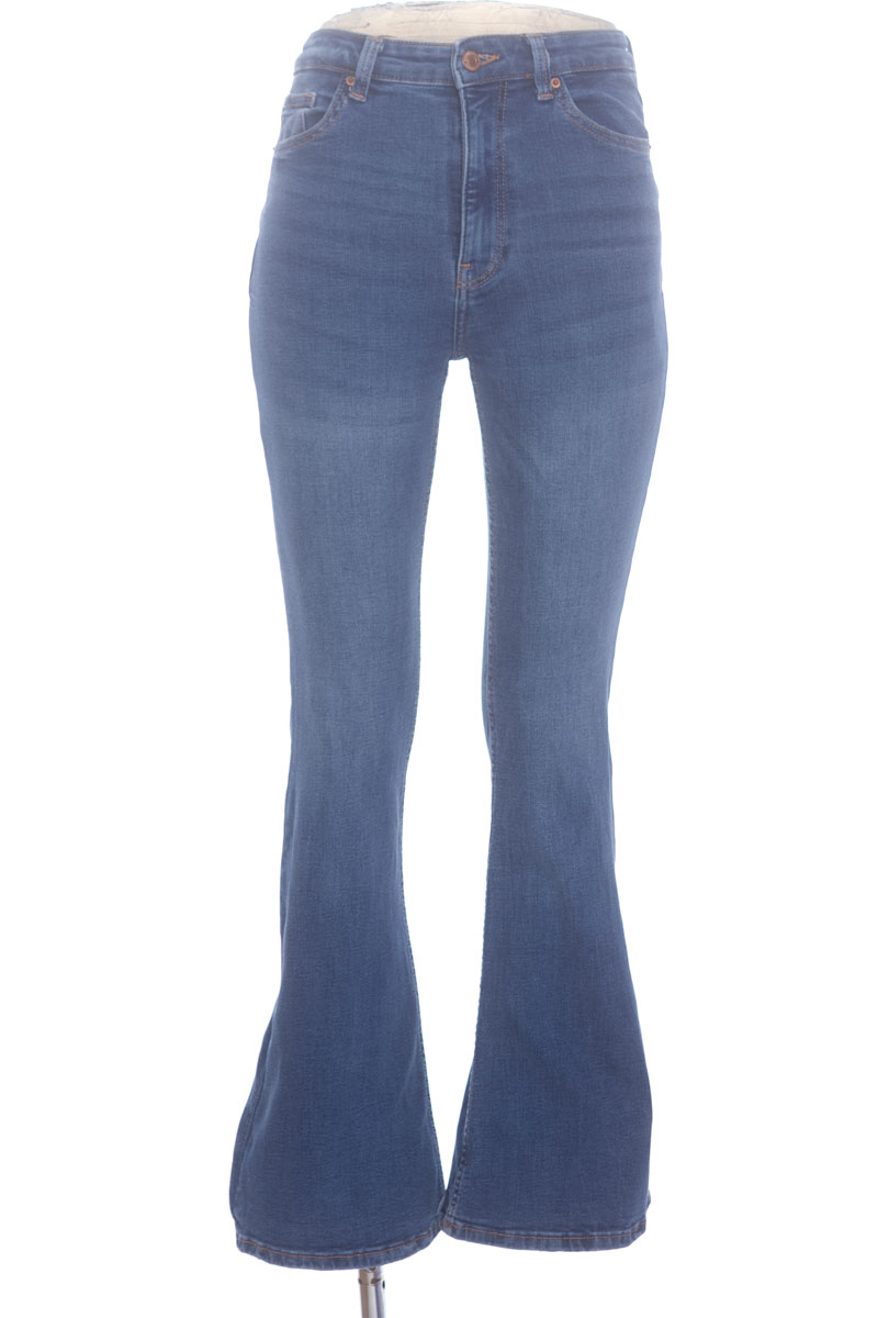 Pantalones color Azul - Bershka