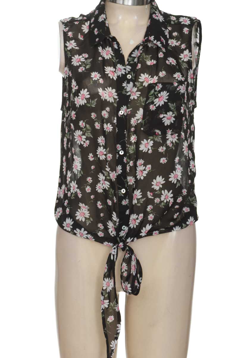 Top / Camiseta color Negro - Sybilla
