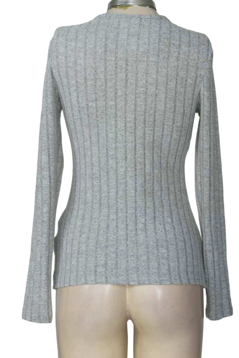 Top / Camiseta color Gris - Closeando