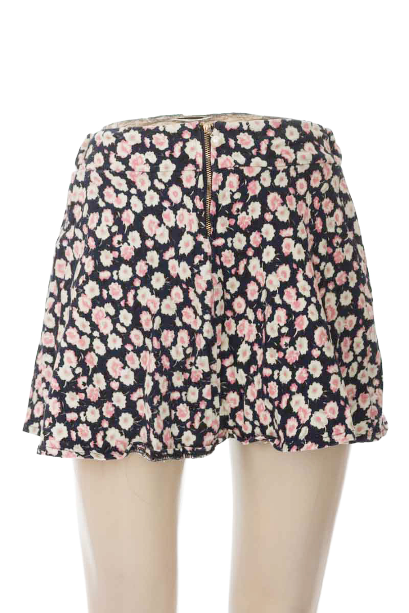 Falda color Azul - Closeando