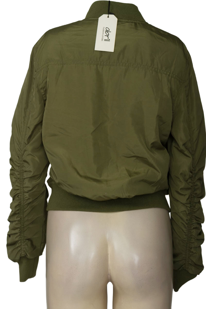 Chaqueta / Abrigo color Verde - ABRIL