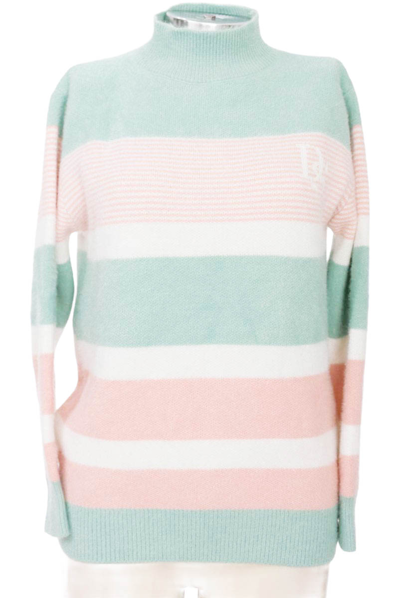 Sweater color Rosado - Closeando