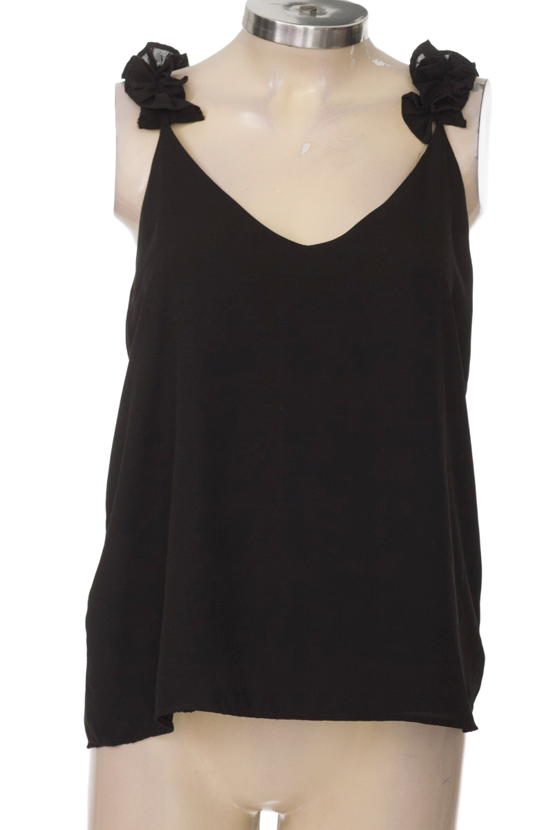 Blusa color Negro - Must HAVE
