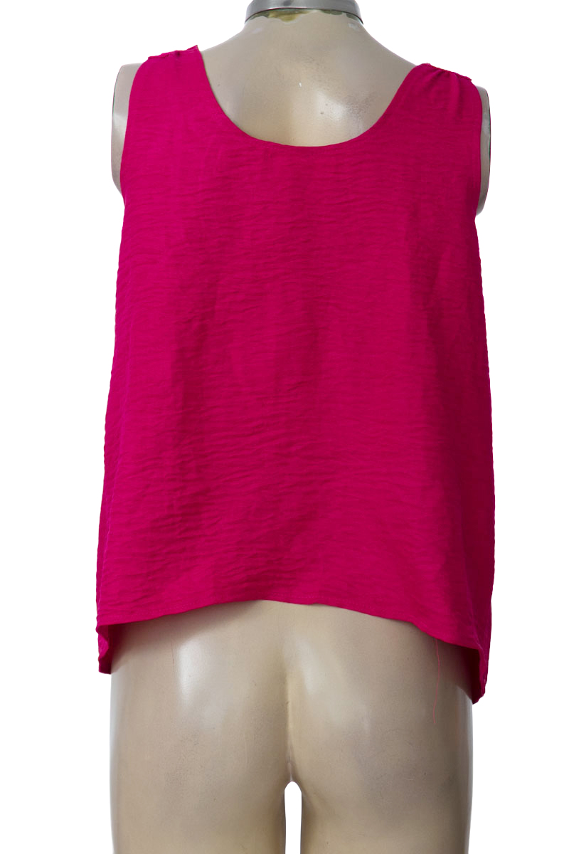 Top / Camiseta color Fucsia - Closeando