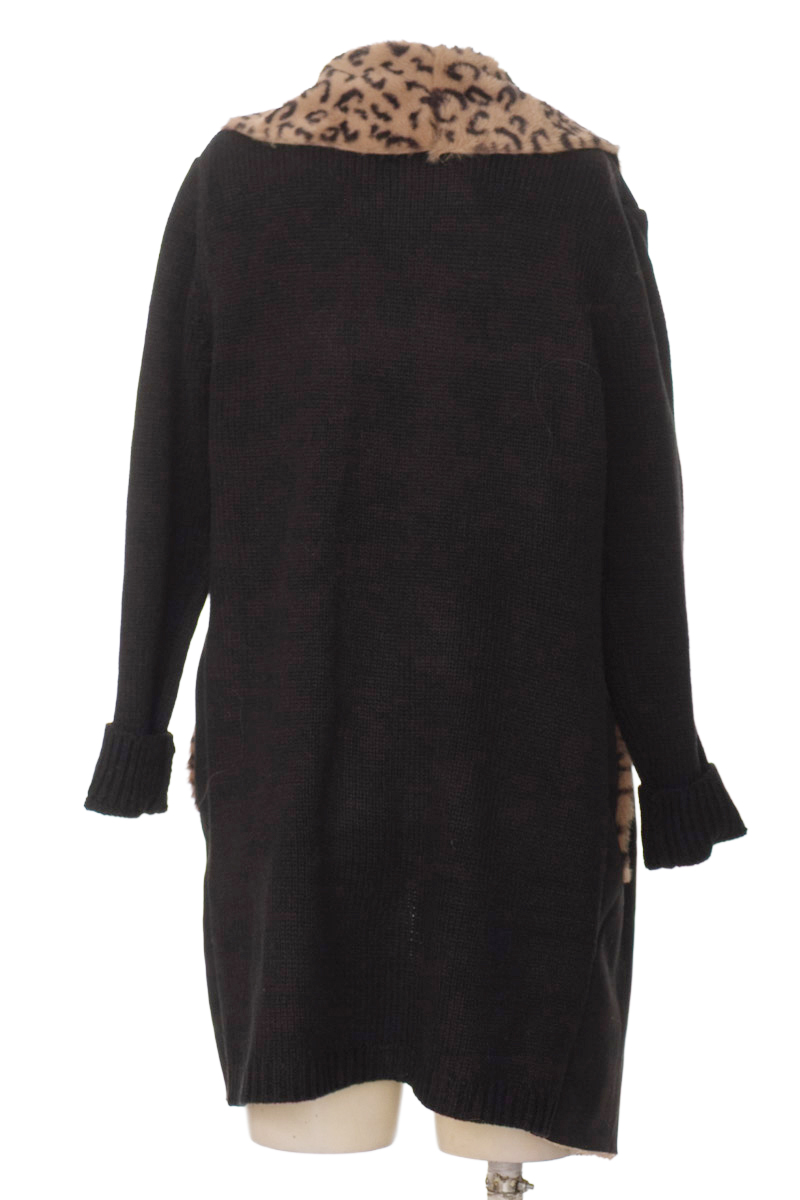 Sweater color Negro - Twelfth Love