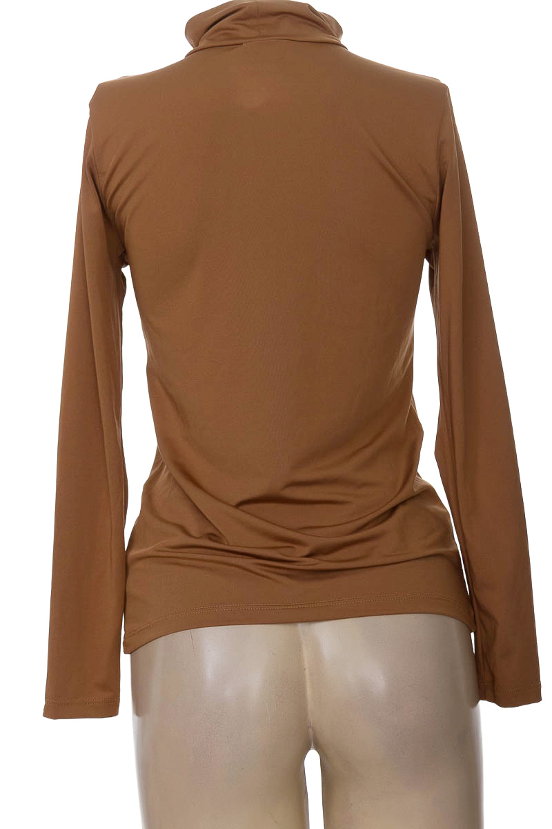 Top / Camiseta color Café - Weekend