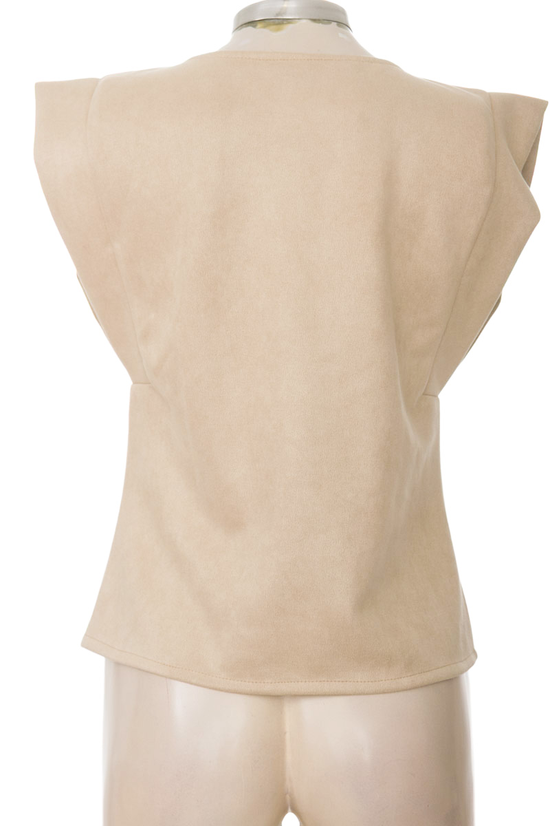 Top / Camiseta color Beige - Maei