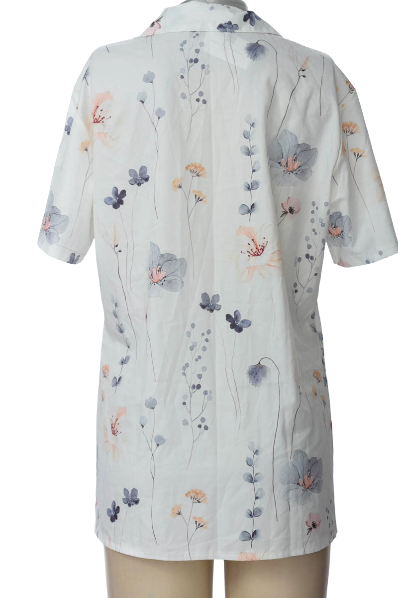 Blusa color Blanco - Closeando