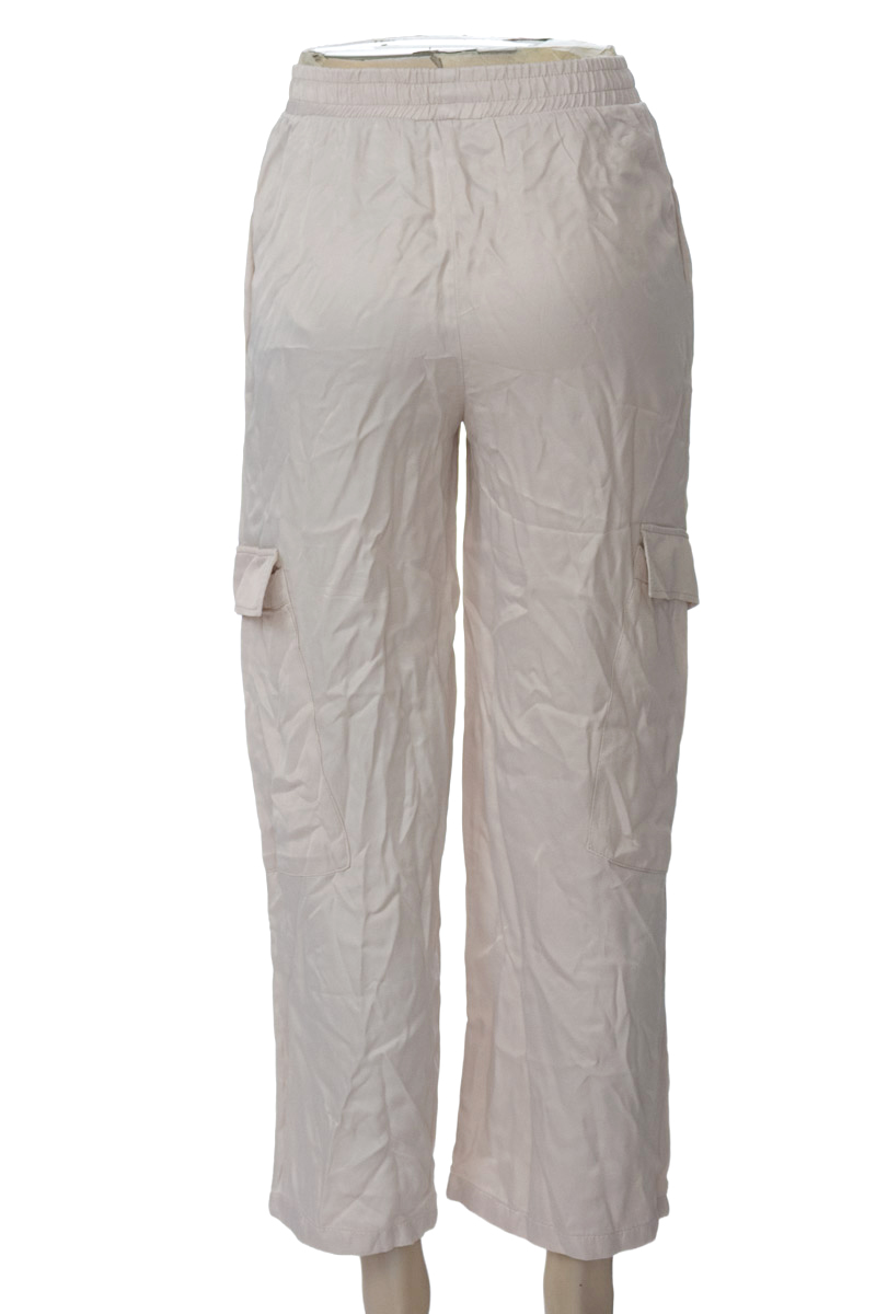 Pantalones color Beige - Closeando