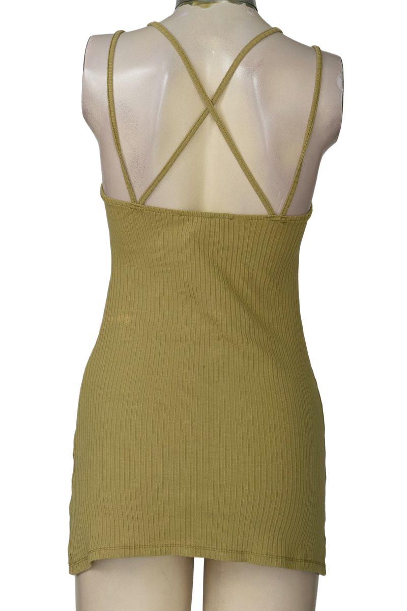 Vestido / Enterizo color Verde - Pull & Bear