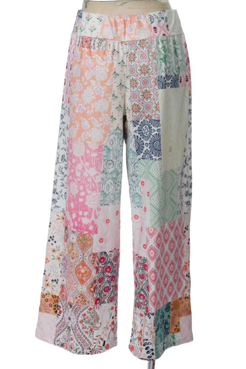Pantalones color Estampado - Closeando