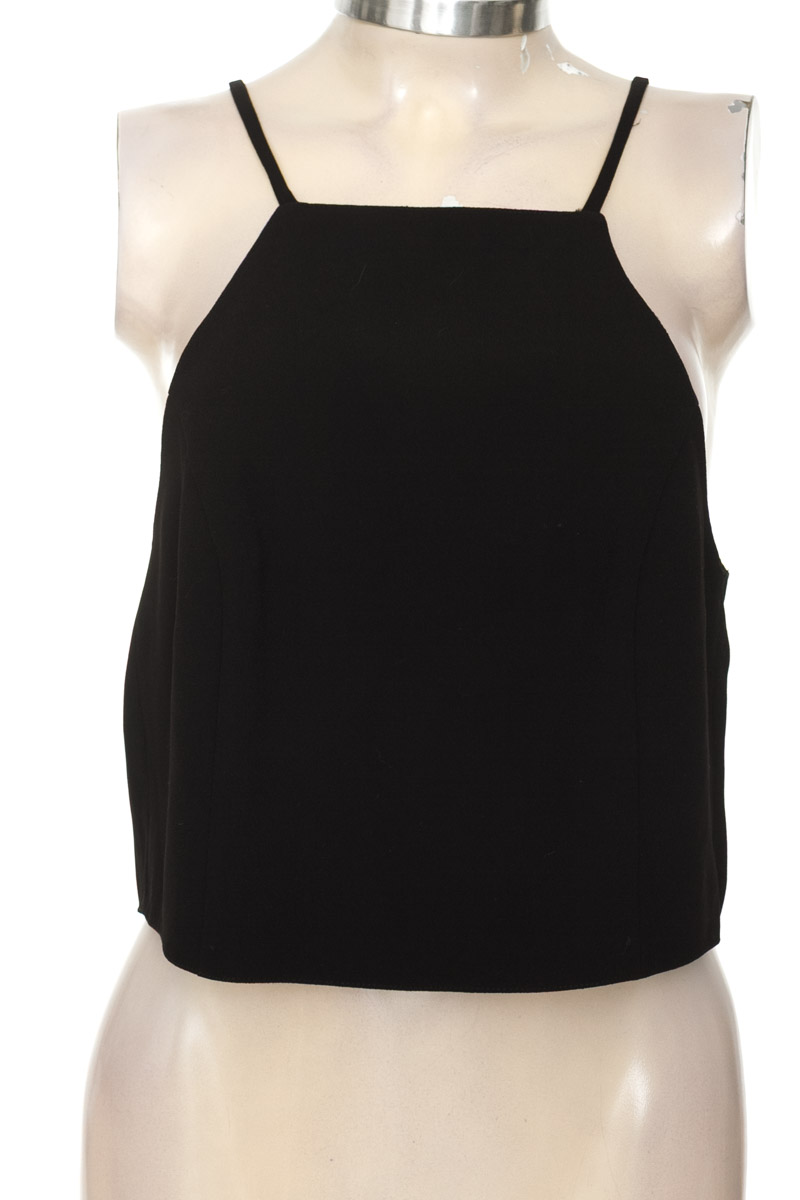 Top / Camiseta color Negro - Zara