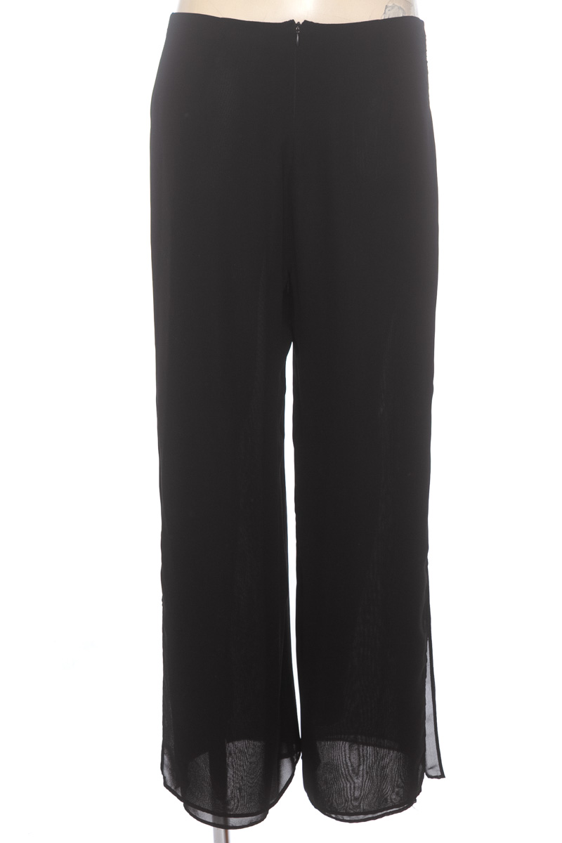 Pantalones color Negro - Closeando